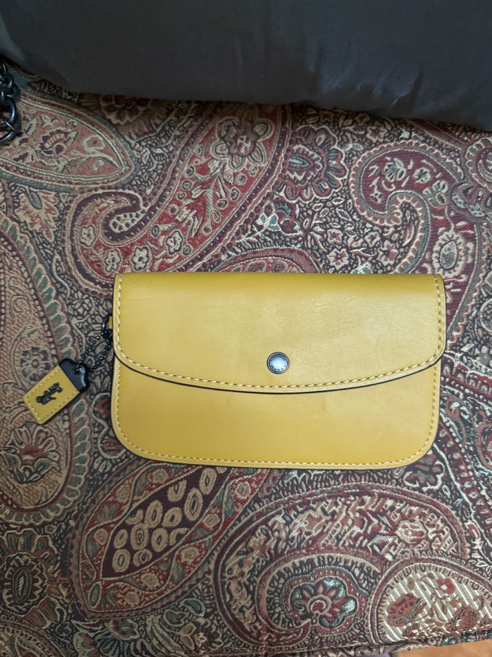 Coach 1941 Leather Wristlet With Signature Hangtag